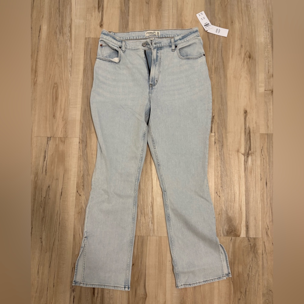 Abercrombie & Fitch Light Wash Flare Jeans